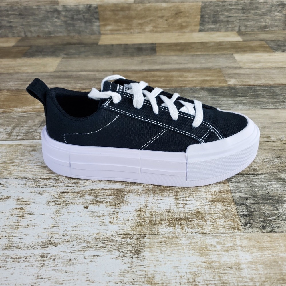 Converse Chuck Taylor‎ All Star Kids Shoes Sz 6 Black White Platform Sneakers